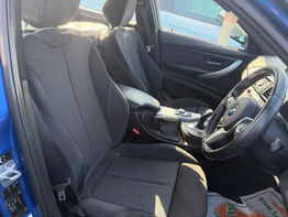 Bmw 320D Blue Efficiency M - Image 12