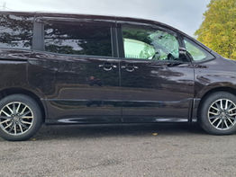 Toyota Voxy Zs 2.0L Vvti - Image 14