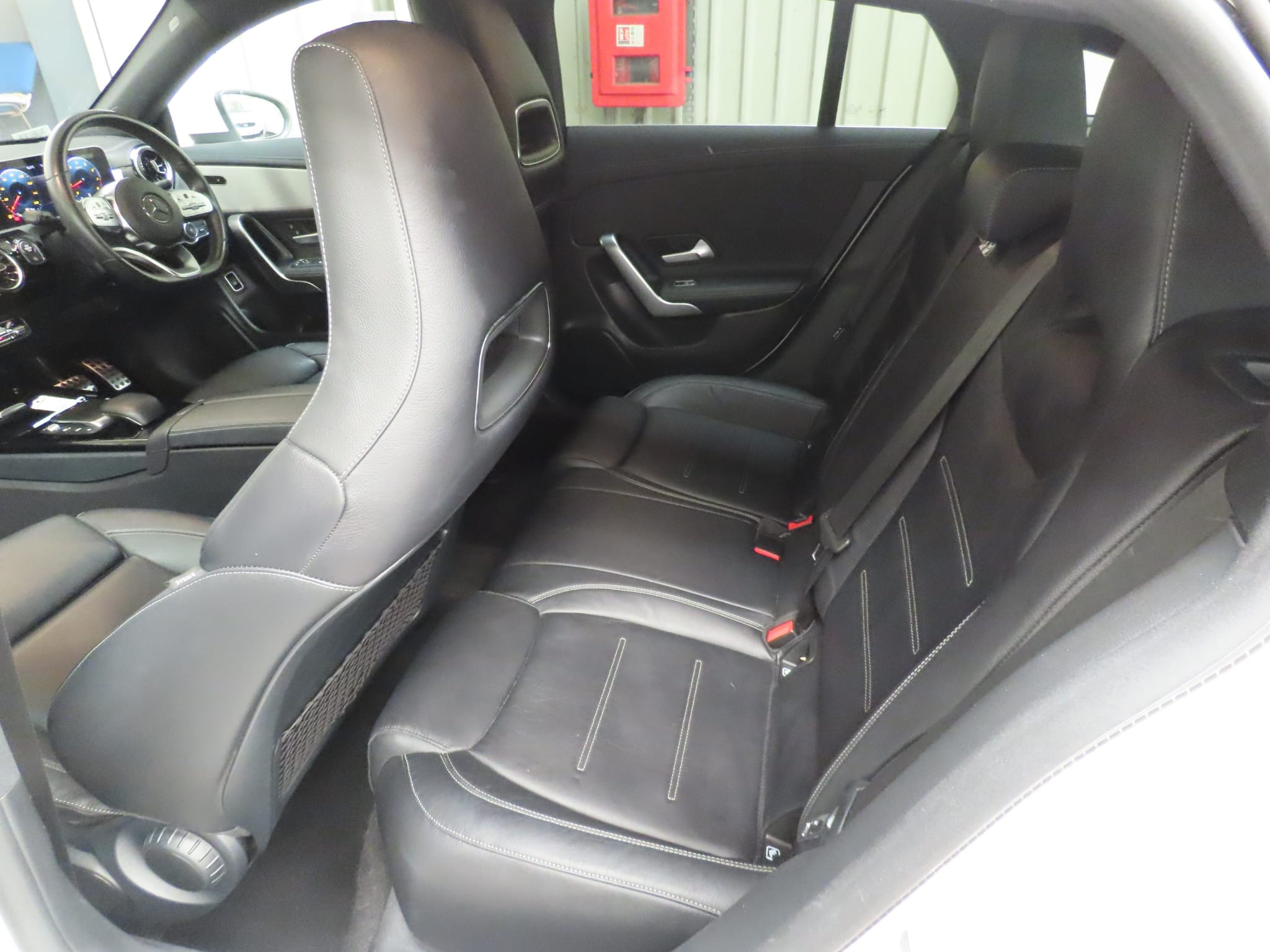 Mercedes-Benz Cla 200 Amg Line - Image 6