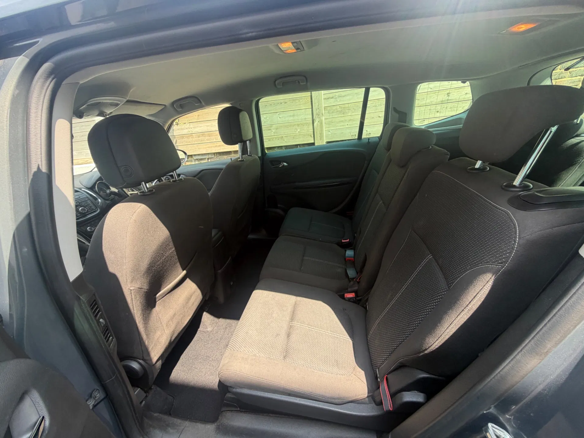 Vauxhall Zafira Tourer Sri T 7 Seater - Image 5
