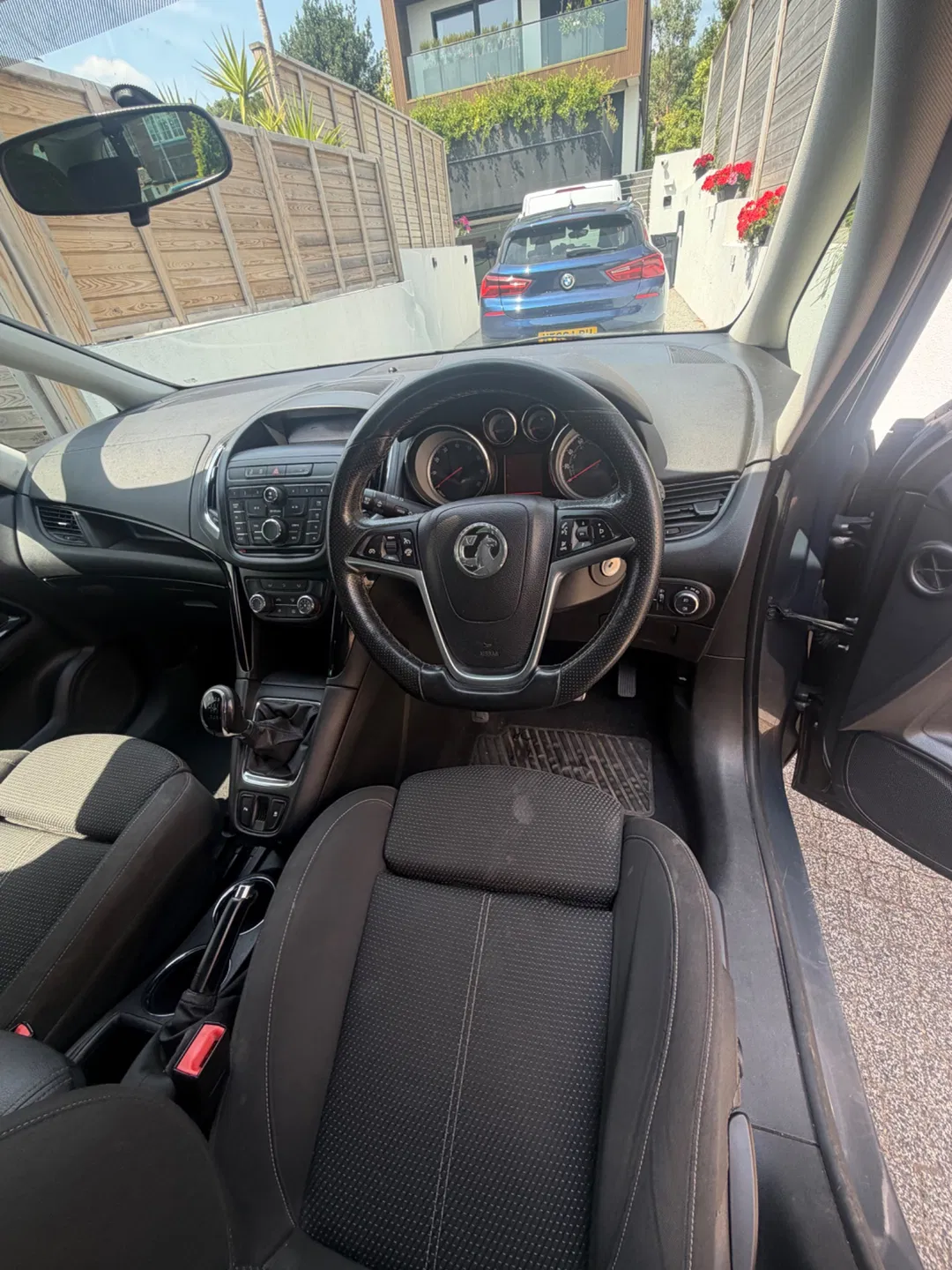 Vauxhall Zafira Tourer Sri T 7 Seater - Image 14