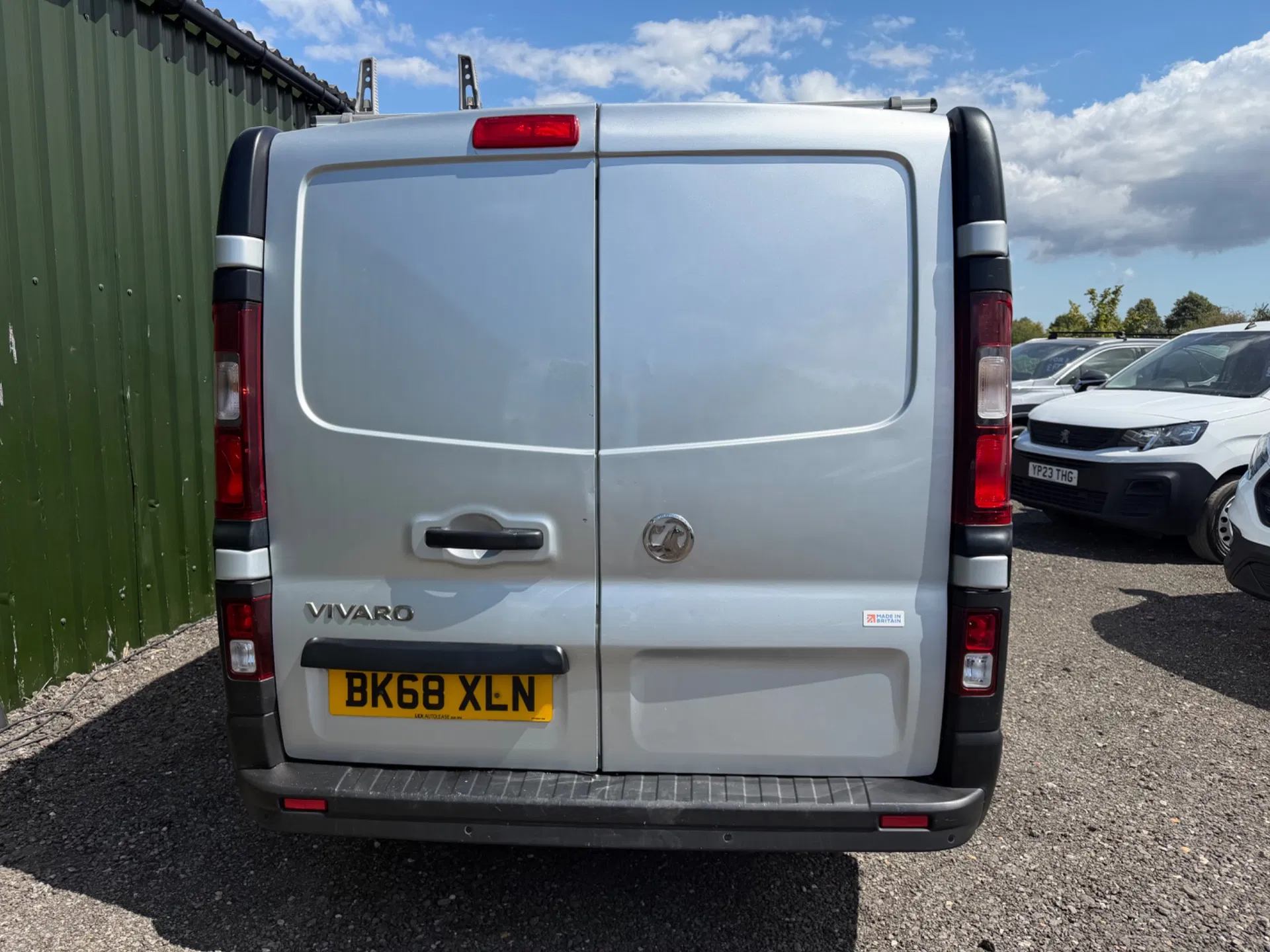 Vauxhall Vivaro Ecotec Swb - Image 3
