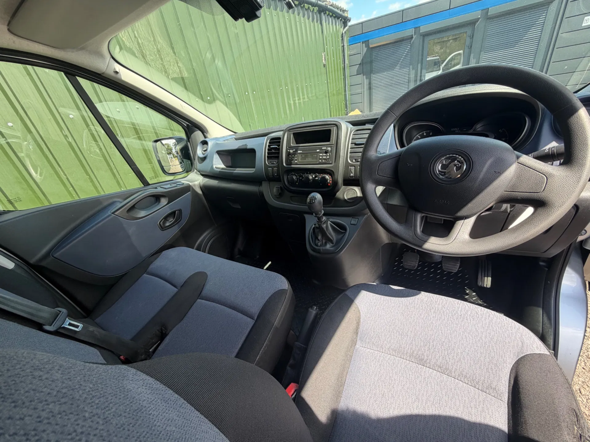 Vauxhall Vivaro Ecotec Swb - Image 16