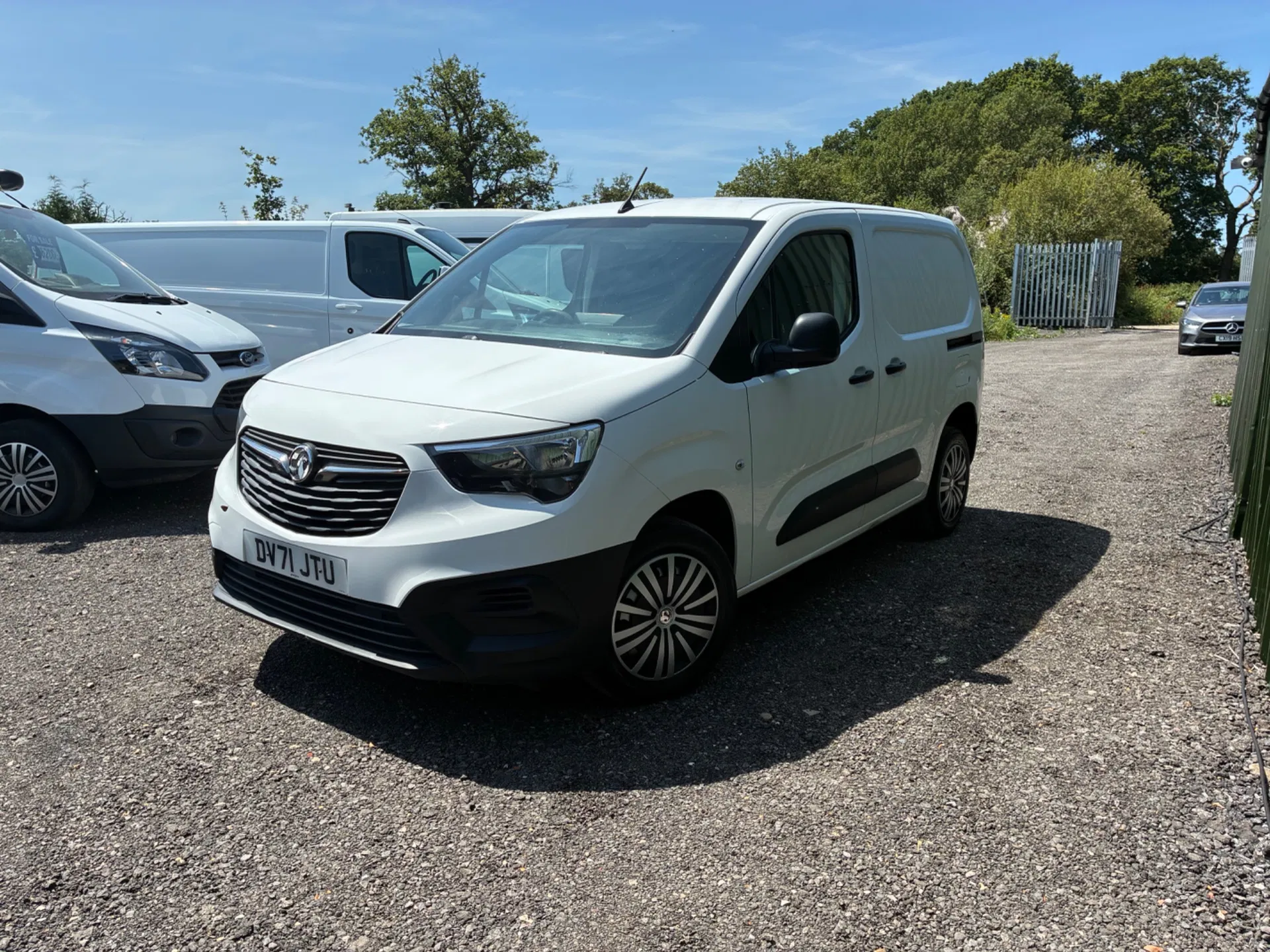 Vouxhall Combo Cargo L1  1.5 Turbo