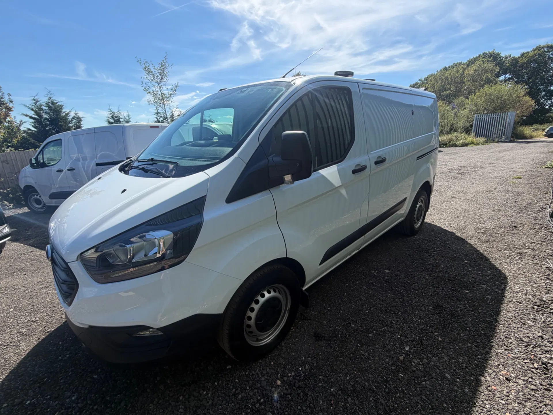 Ford Transit Custom Ebl 105 320 Swb Leader - Image 3