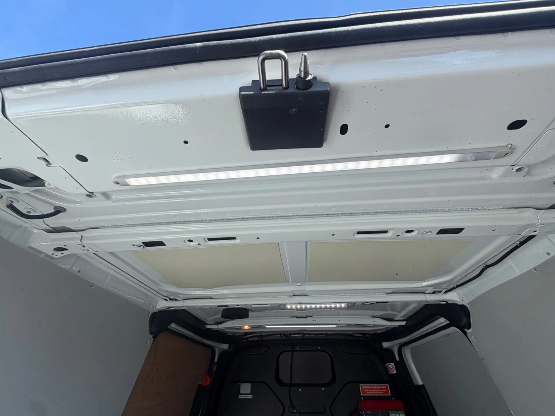 Ford Transit Custom Ebl 105 320 Swb Leader - Image 12