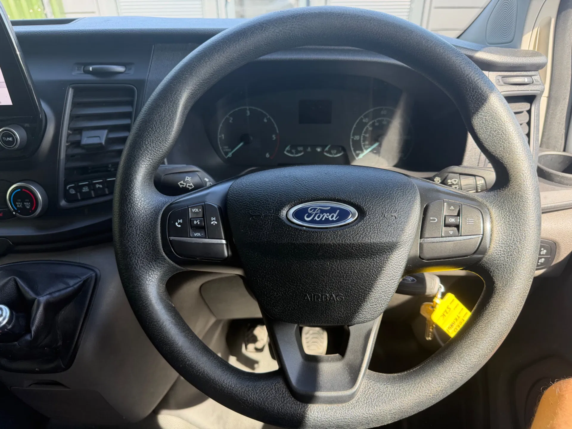Ford Transit Custom Ebl 105 320 Swb Leader - Image 18