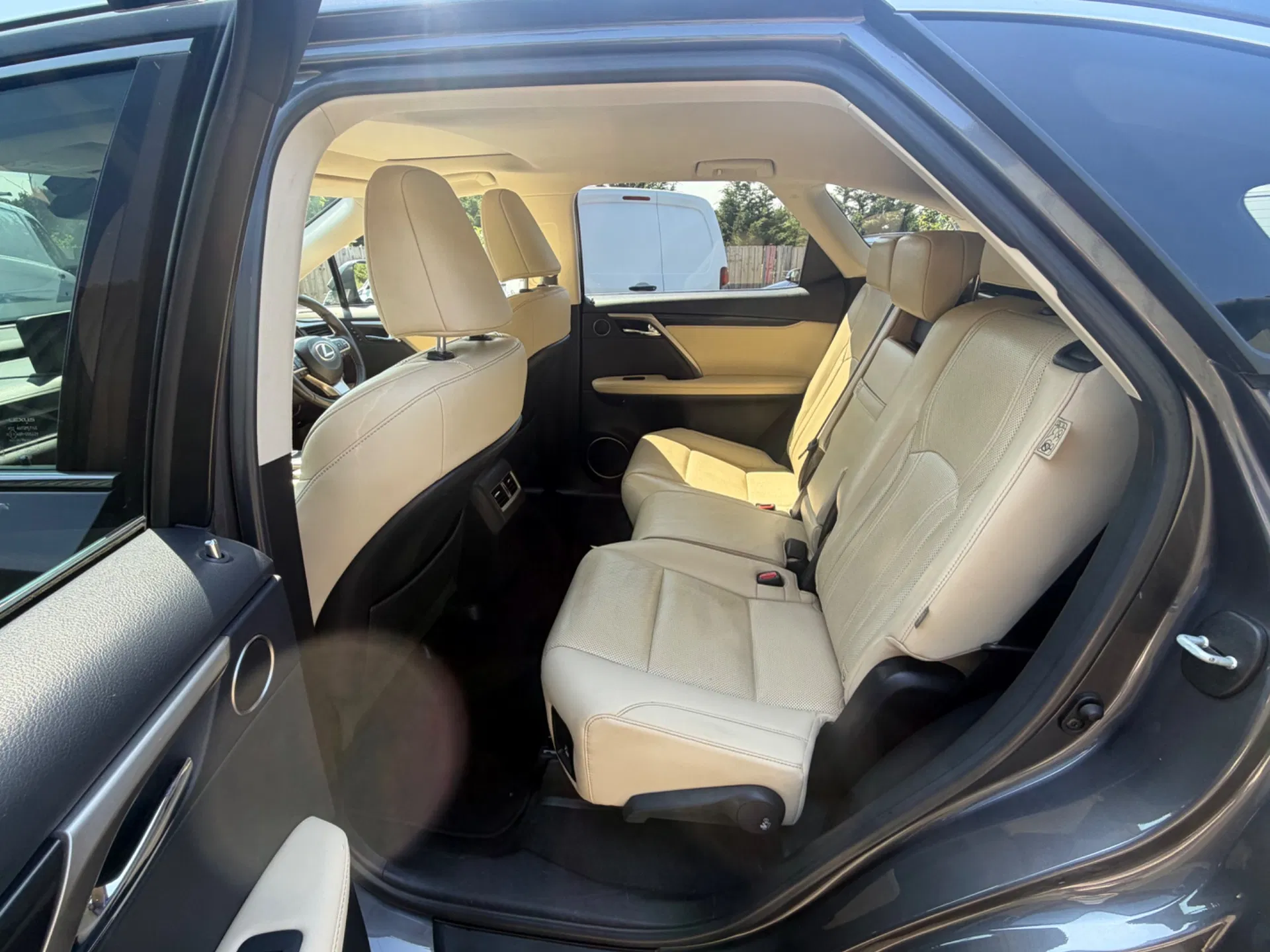 Lexus 7 Seater Rx 450H Premier Cvt Hybrid - Image 5