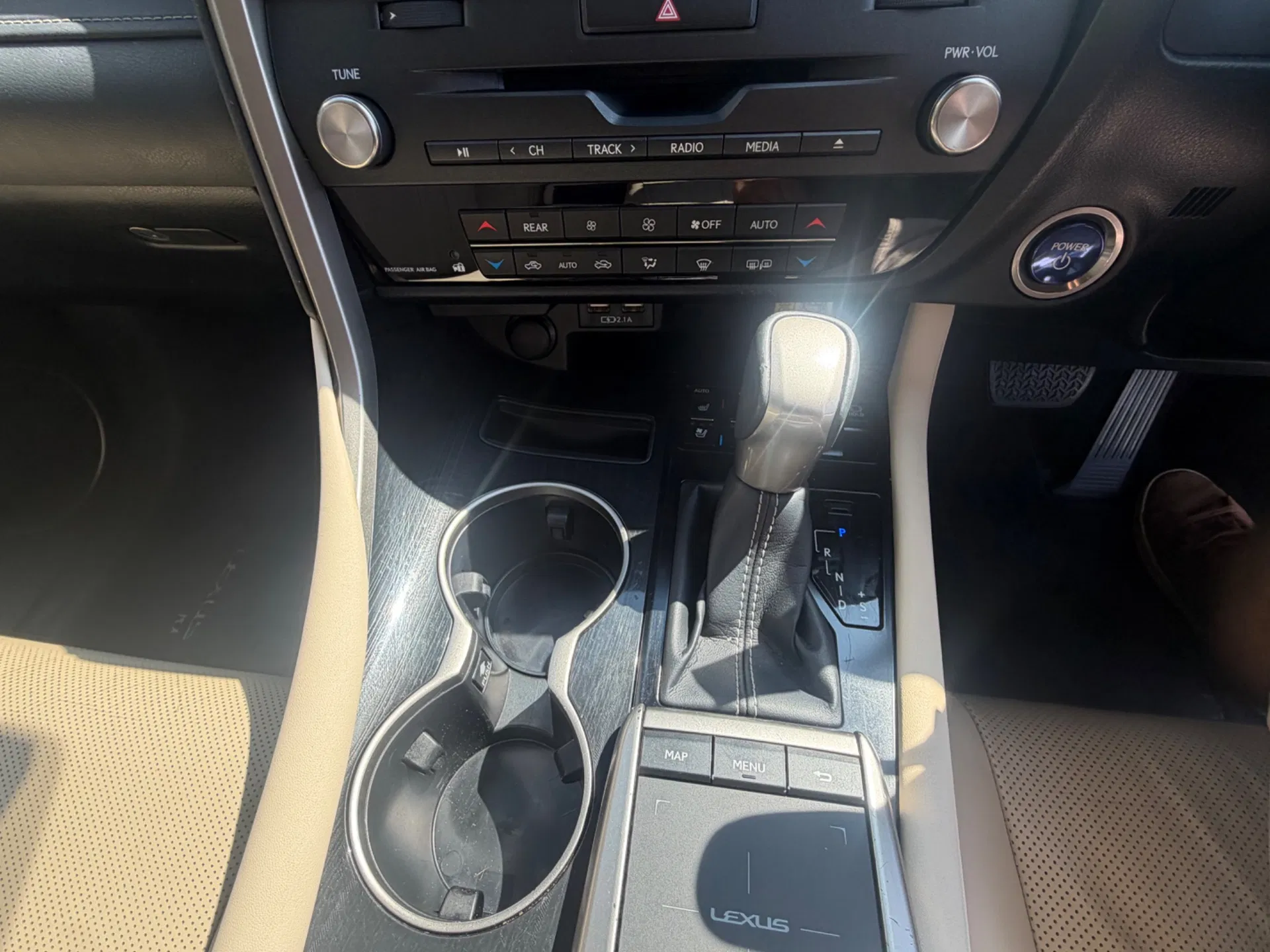 Lexus 7 Seater Rx 450H Premier Cvt Hybrid - Image 18