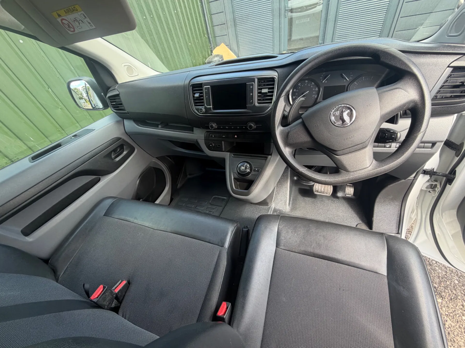 Vauxhall Vivaro 3100 - Image 3
