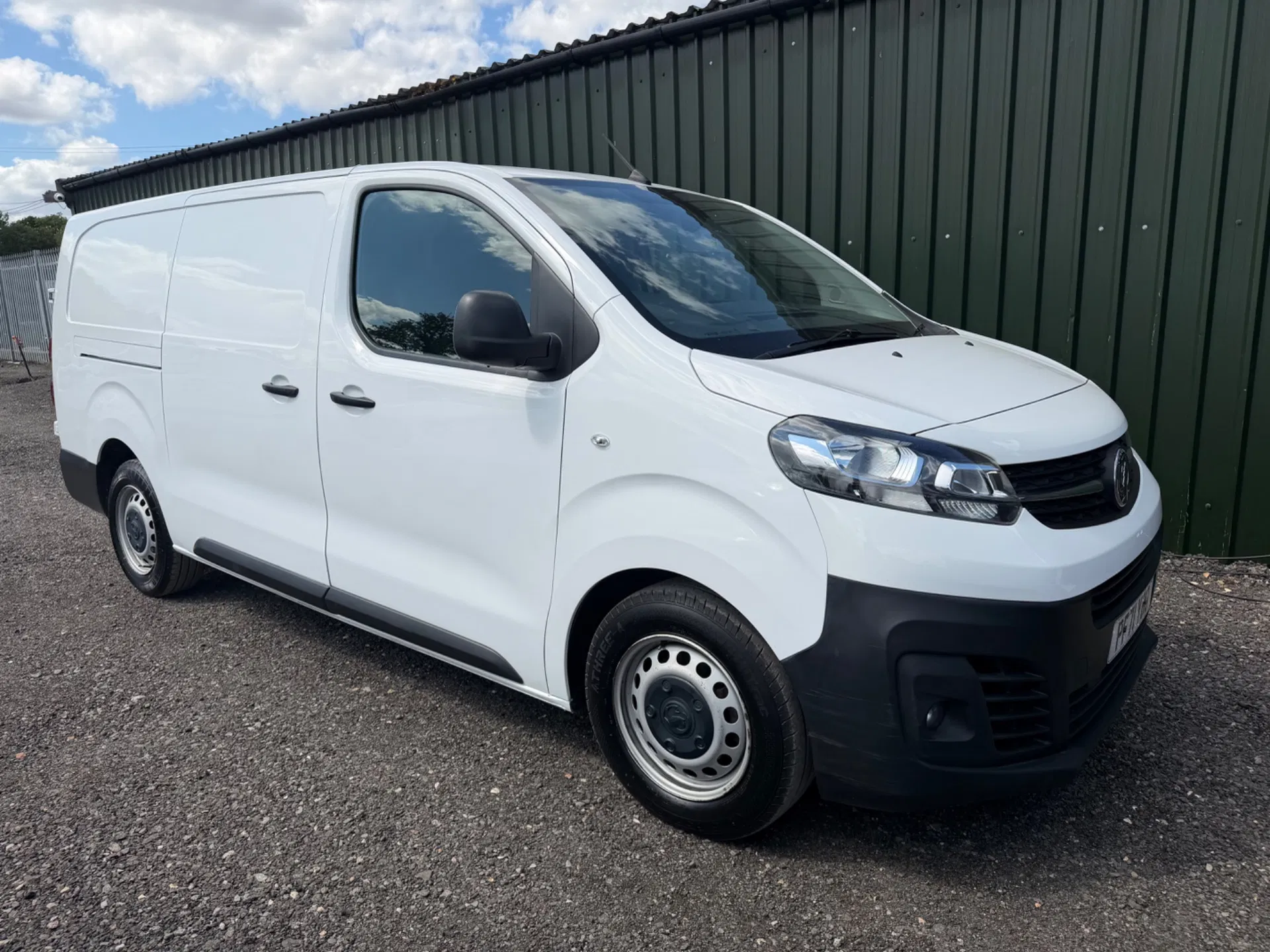 Vauxhall Vivaro 3100 - Image 9