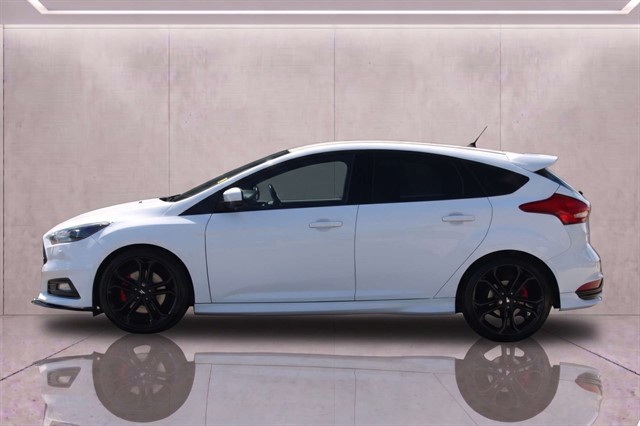 Ford Focus St-3 Tdci - Image 5