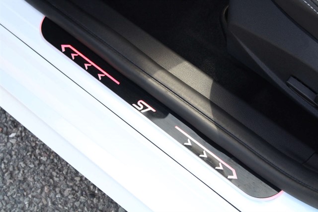 Ford Focus St-3 Tdci - Image 10