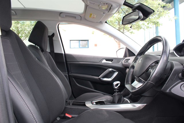 Peugeot 308 Allure S/S - Image 11