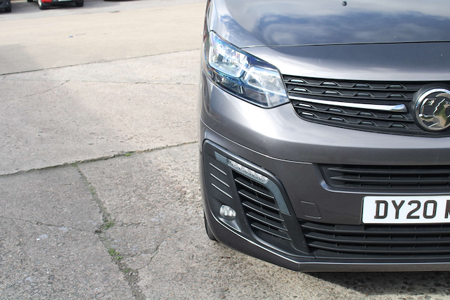 Vauxhall Vivaro 2900 Sportive S/S - Image 10