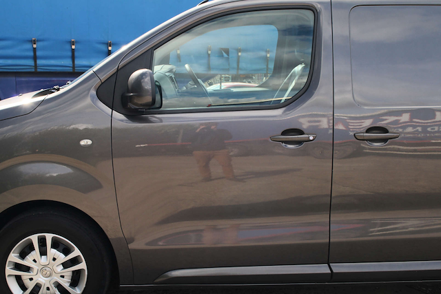 Vauxhall Vivaro 2900 Sportive S/S - Image 16