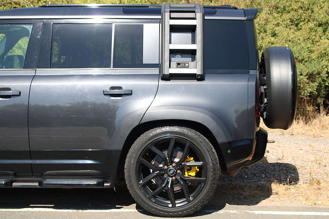 Land Rover Defender X-Dynamic S D Mhev Auto 4Wd - Image 18