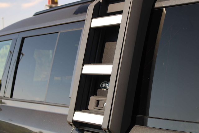 Land Rover Defender X-Dynamic S D Mhev Auto 4Wd - Image 20