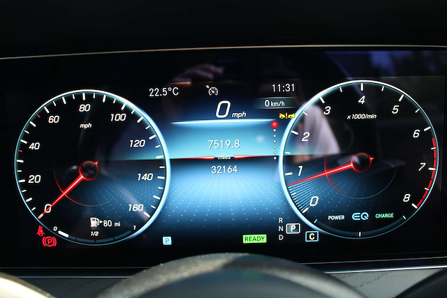 Mercedes E300 Amg Line Premium Mhev Auto - Image 18