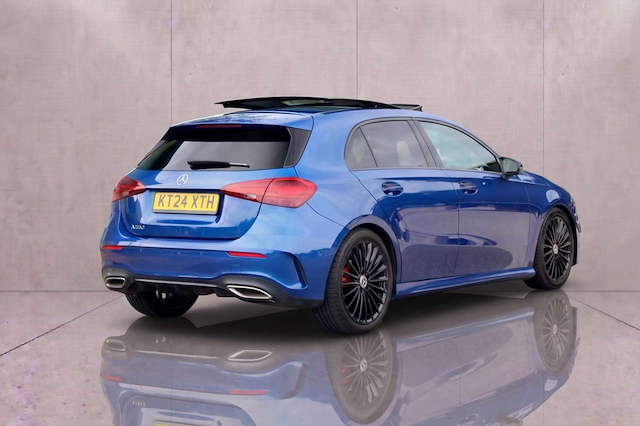 Mercedes A180 Amg Line Premium+ Mhev A - Image 8