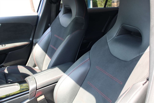 Mercedes A180 Amg Line Premium+ Mhev A - Image 18