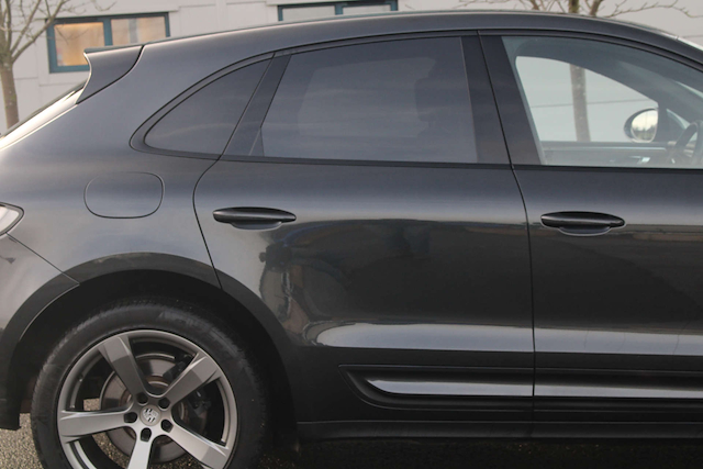 Porsche Macan Semi-Auto 4Wd - Image 14