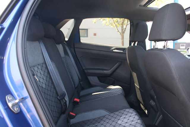 Volkswagen Polo R-Line Tsi - Image 11