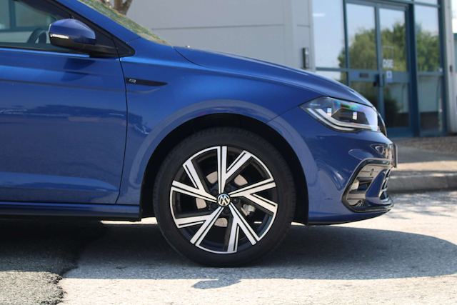 Volkswagen Polo R-Line Tsi - Image 15