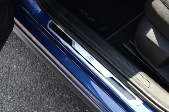 Volkswagen Polo R-Line Tsi - Image 18
