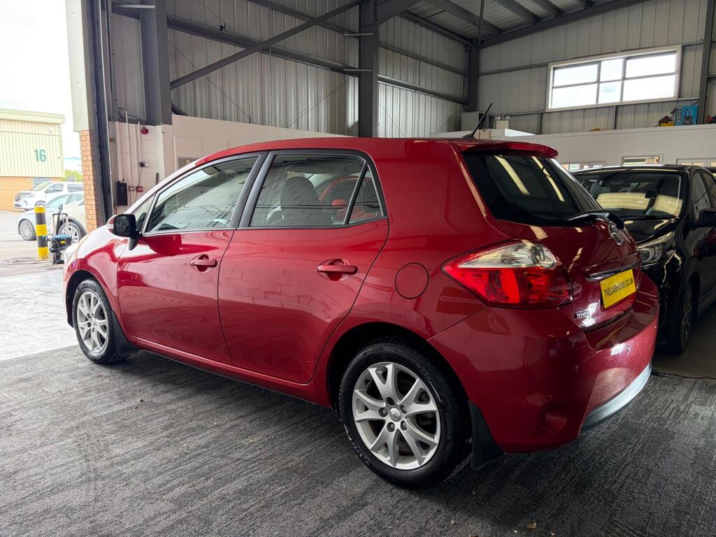 Toyota Auris - Image 4