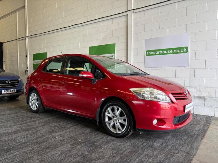 Toyota Auris - Image 10