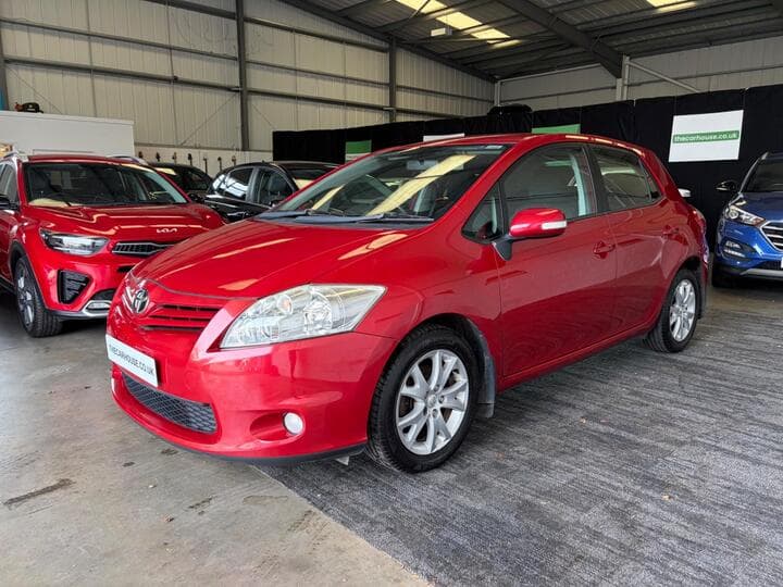 Toyota Auris - Image 16