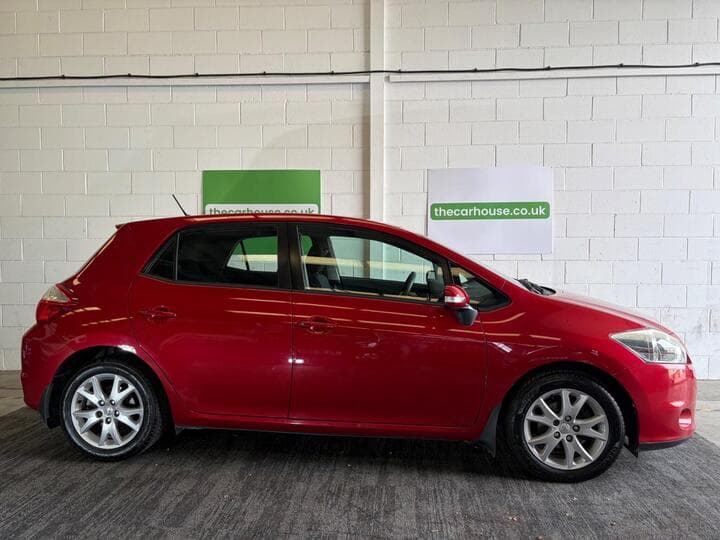 Toyota Auris - Image 20