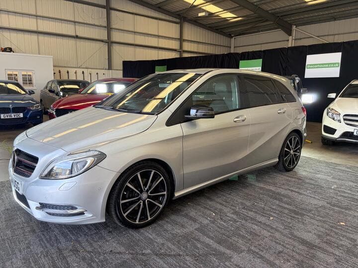 Mercedes-Benz B Class - Image 18