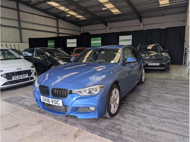 Bmw 3 Series - Image 11