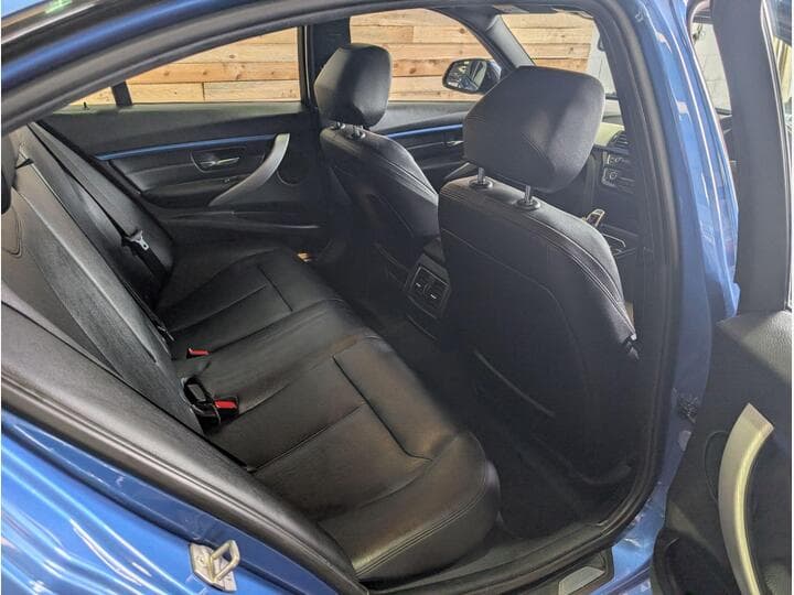 Bmw 3 Series - Image 14