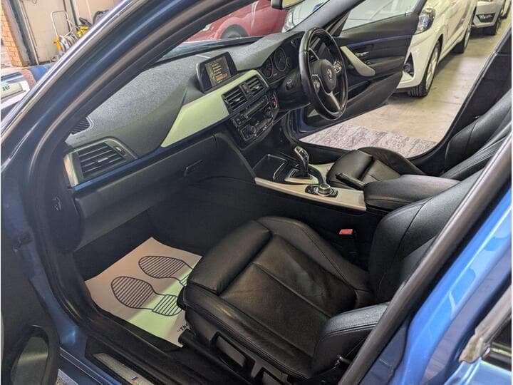 Bmw 3 Series - Image 17