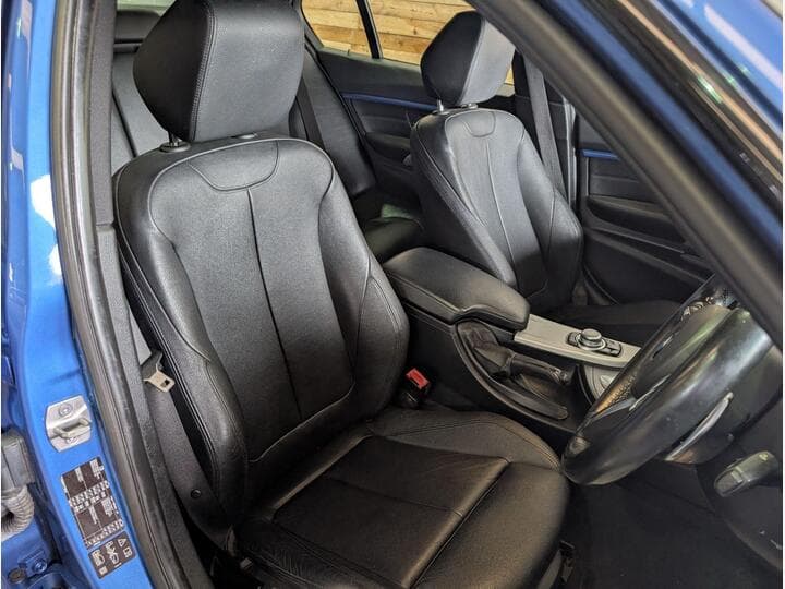 Bmw 3 Series - Image 19