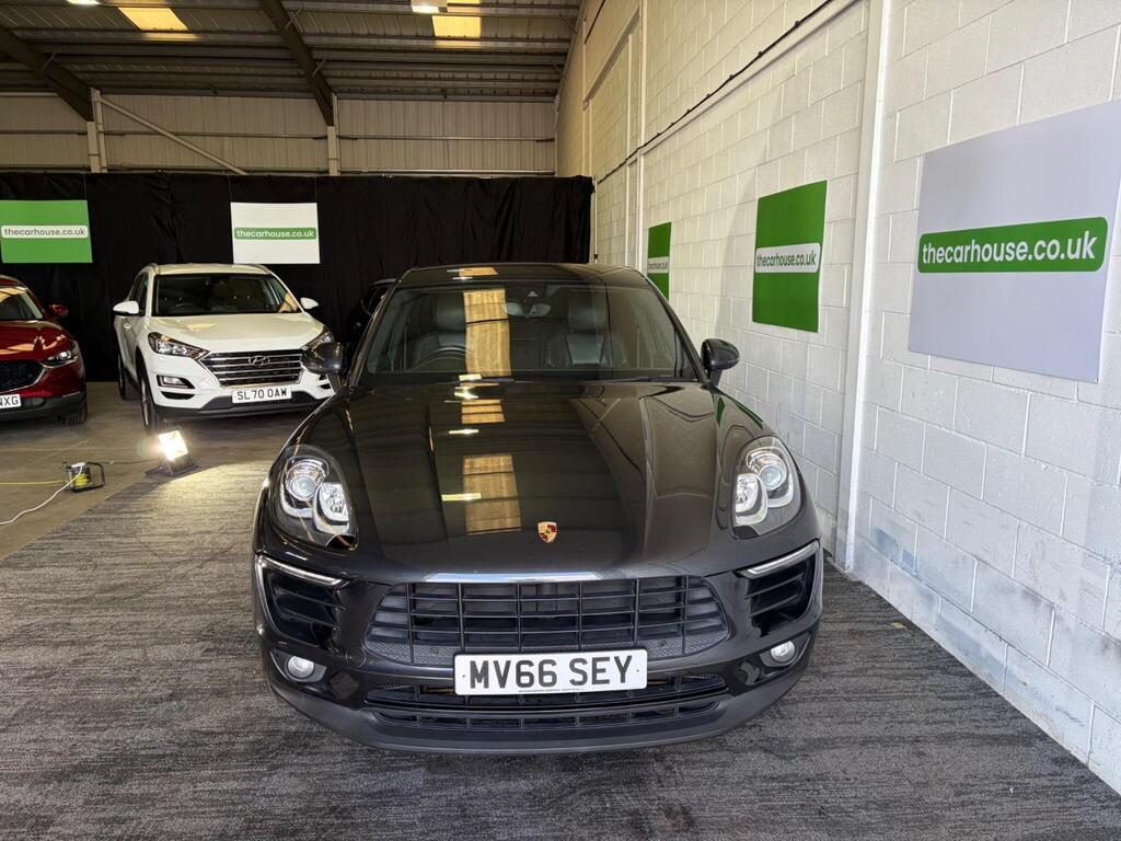 Porsche Macan - Image 3
