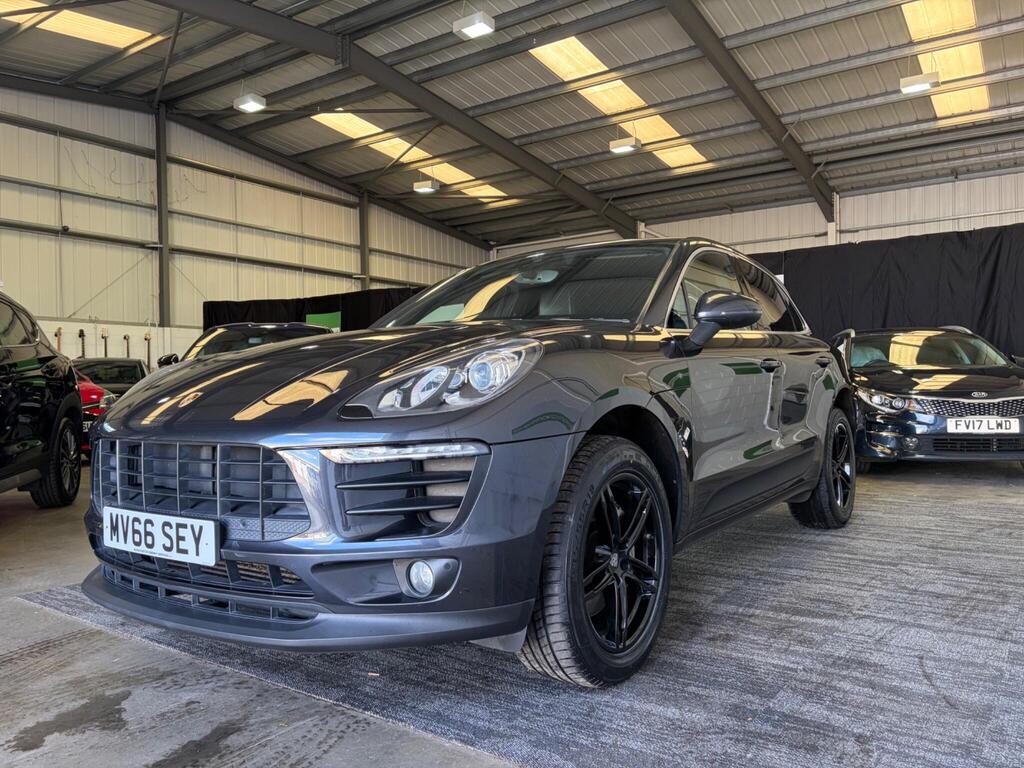 Porsche Macan - Image 4