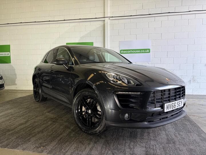 Porsche Macan - Image 13