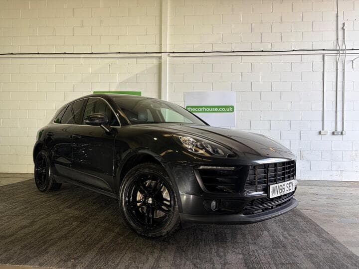 Porsche Macan - Image 15