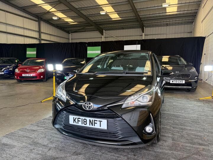 Toyota Yaris - Image 8