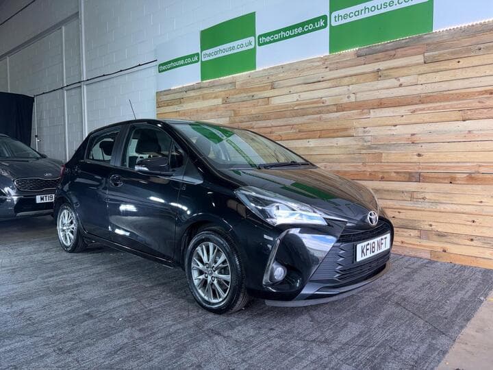 Toyota Yaris - Image 11