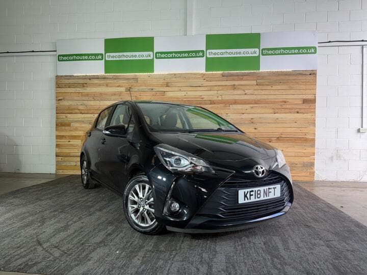 Toyota Yaris - Image 13