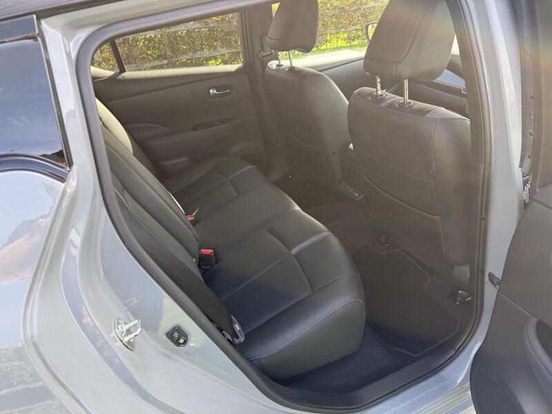 Nissan Leaf - Image 17