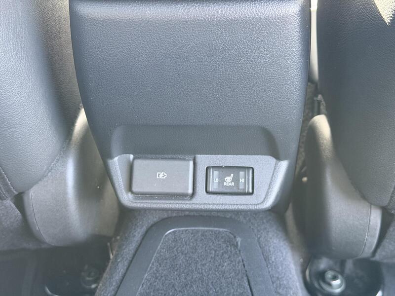 Nissan Leaf - Image 18