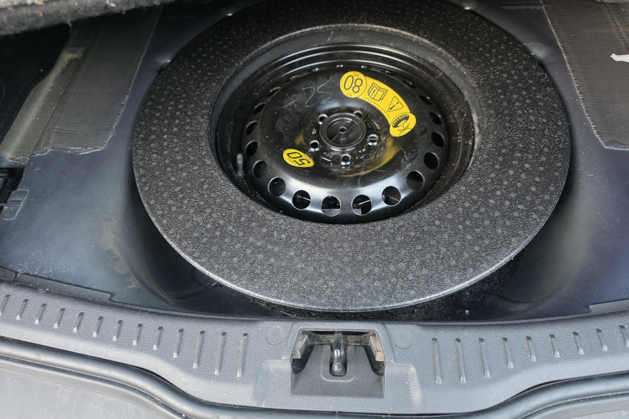Ford Focus - Image 11