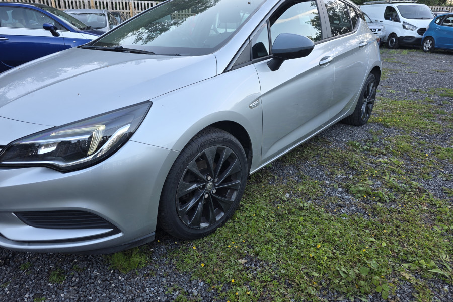 Vauxhall Astra - Image 7