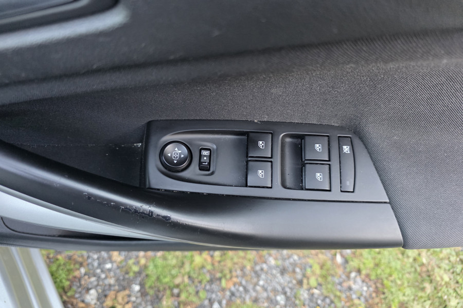 Vauxhall Astra - Image 16